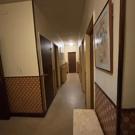 Bed & Breakfast Des Ruines De Merle *